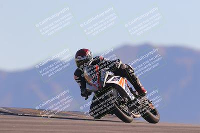 media/Nov-06-2023-Moto Forza (Mon) [[ce023d0744]]/3-Intermediate Group/Session 5 (Turn 9)/
